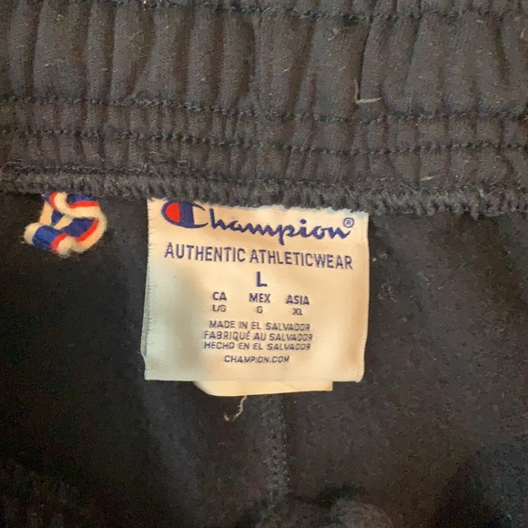 Navy champion sweatpants - Picture 3 of 3